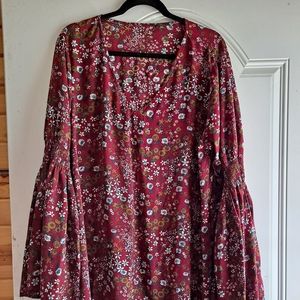 Plus size bell sleeve top